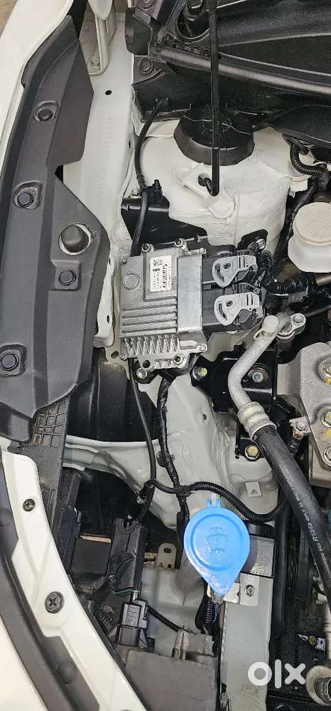 Maruti Suzuki Fronx 2025 Cng & Hybrids 10400 Km Driven