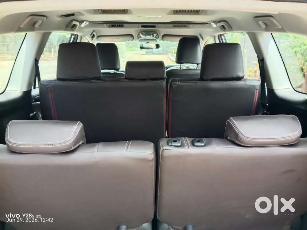 Toyota Innova Crysta [2020-ongoing] 2.4 Vx 7 Str, 2017, Diesel