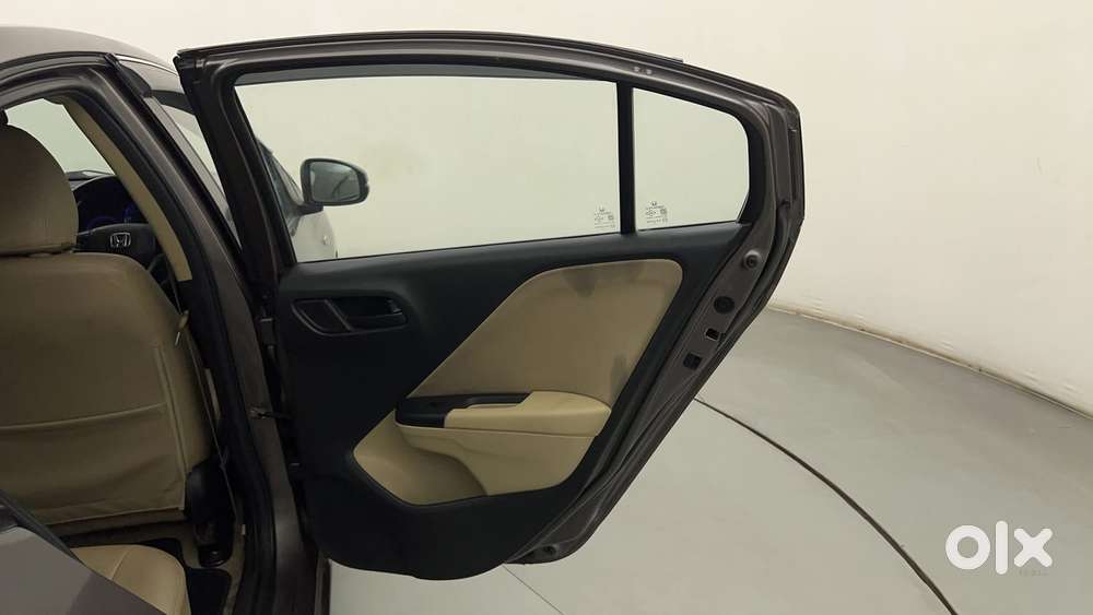 Honda City I-vtec Sv, 2015, Petrol