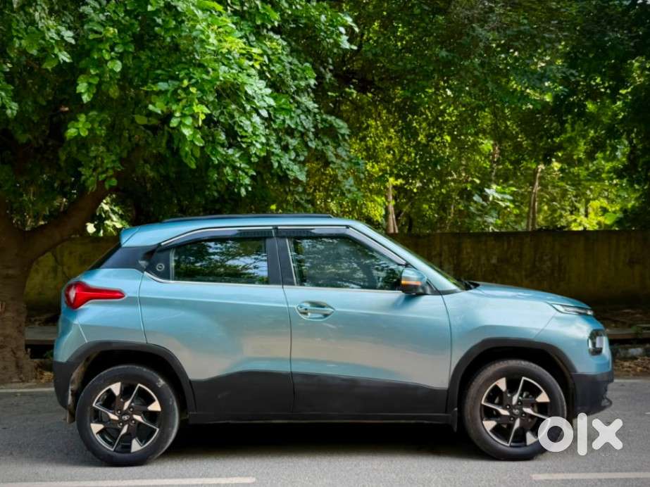 Tata Punch Accomplished Dazzle Sunroof Cng, 2024, Petrol