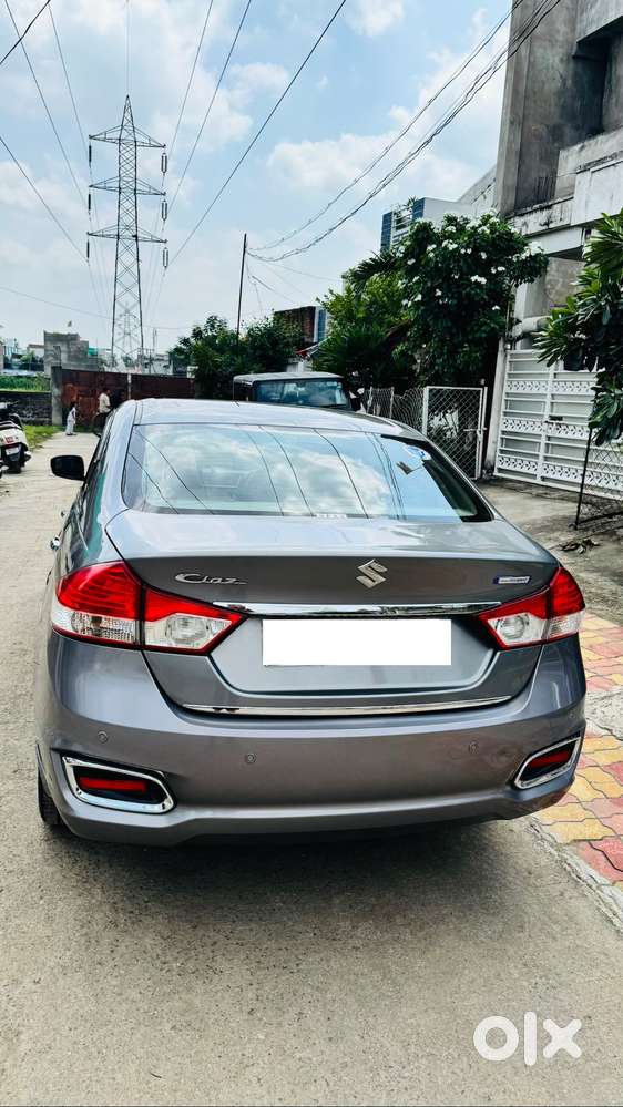 Maruti Suzuki Ciaz Alpha 1.3 Hybrid 2017
