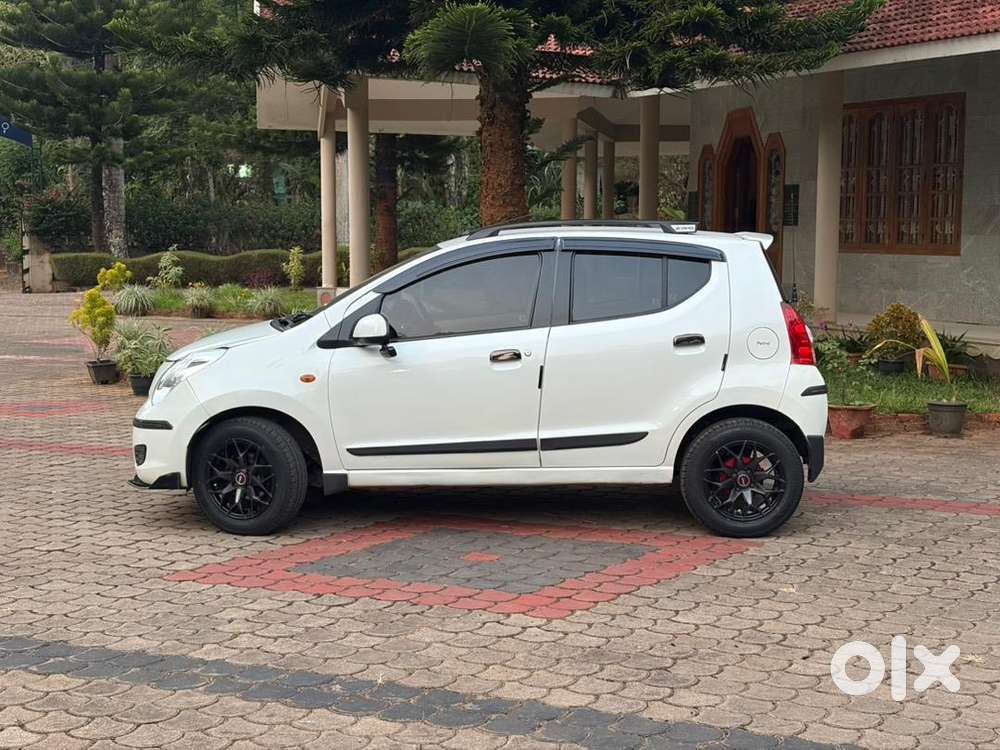 Maruti Suzuki A-star 2013 Petrol Well Maintained