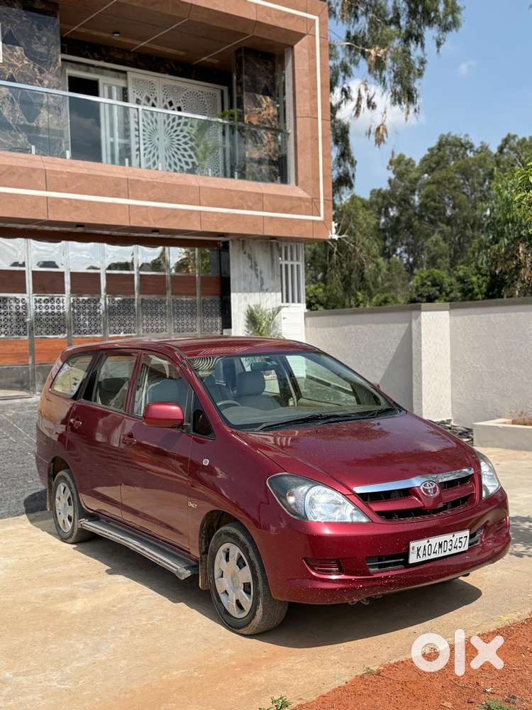 Toyota Innova 2.5 G (diesel) 8 Seater, 2006, Diesel