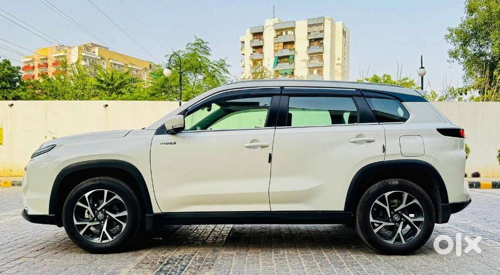 Toyota Urban Cruiser Hyryder 1.5 V Hybrid, 2024, Petrol