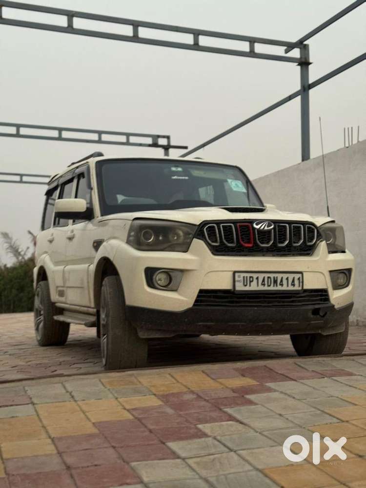 Mahindra Scorpio Classic Diesel 106000 Km Driven