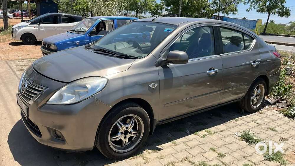 Nissan Sunny 2012 Diesel 120000 Km Driven