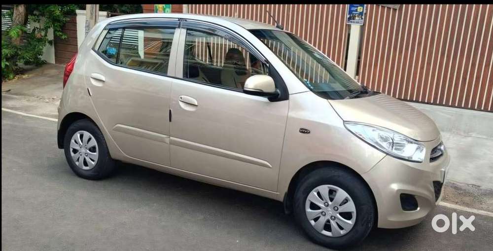 Hyundai I10 Sportz At, 2011, Petrol