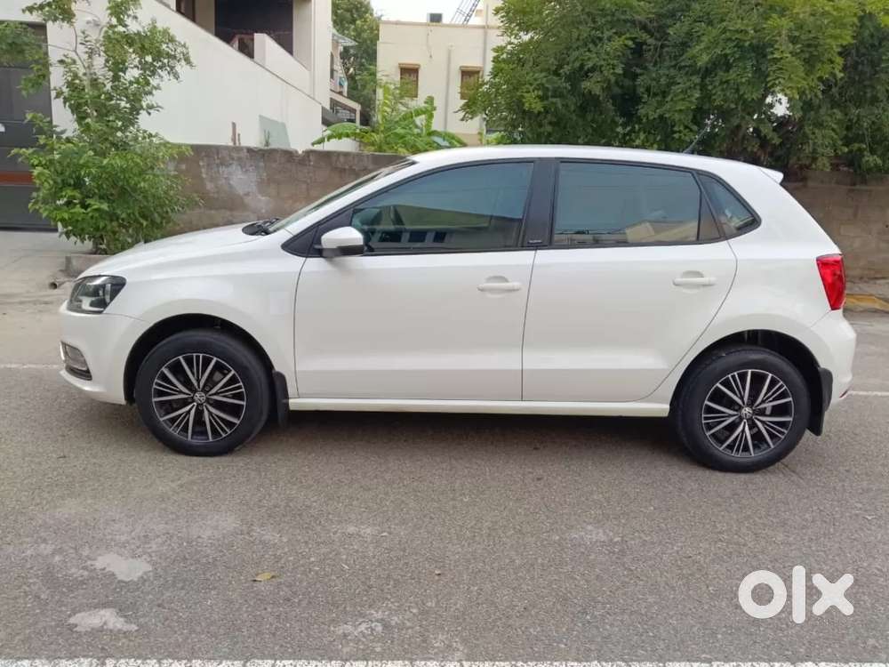 Volkswagen Polo Petrol Highline 1.2l, 2017, Petrol