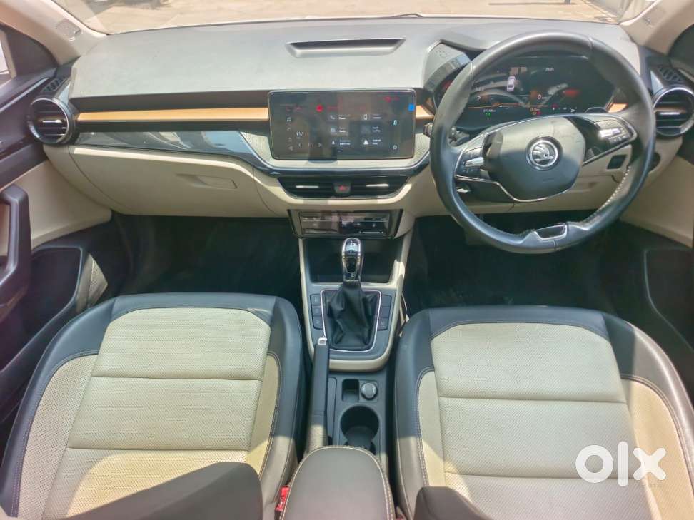 Skoda Slavia 1.0 Tsi Style At, 2024, Petrol