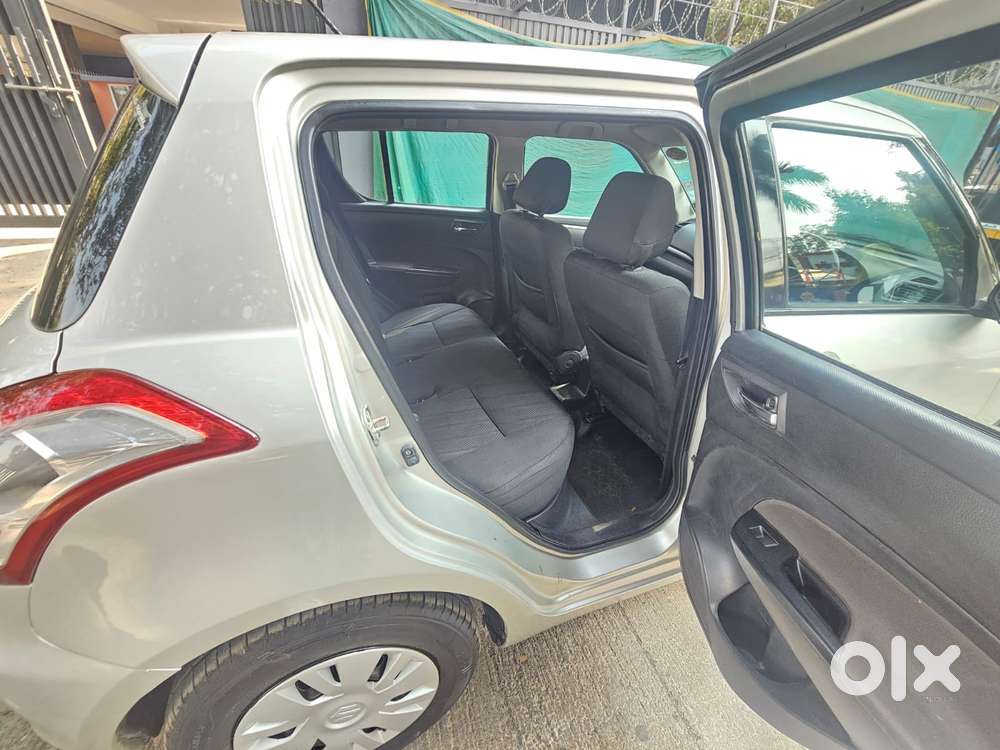 Maruti Suzuki Swift Vxi Abs Bsiv, 2012, Petrol