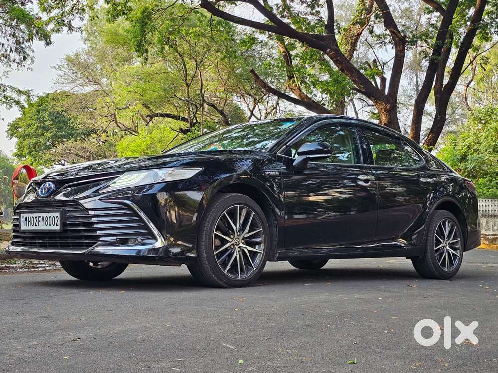 Toyota Camry Hybrid, 2023, Petrol