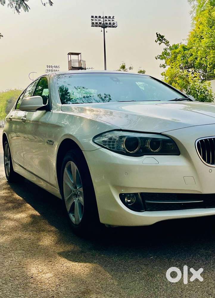 Bmw 5 Series 2.0 520i Luxury Line, 2016, Petrol