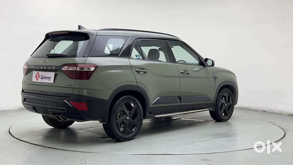 Hyundai Alcazar 1.5 Tdct Signature (o) 7s Petrol, 2023, Petrol