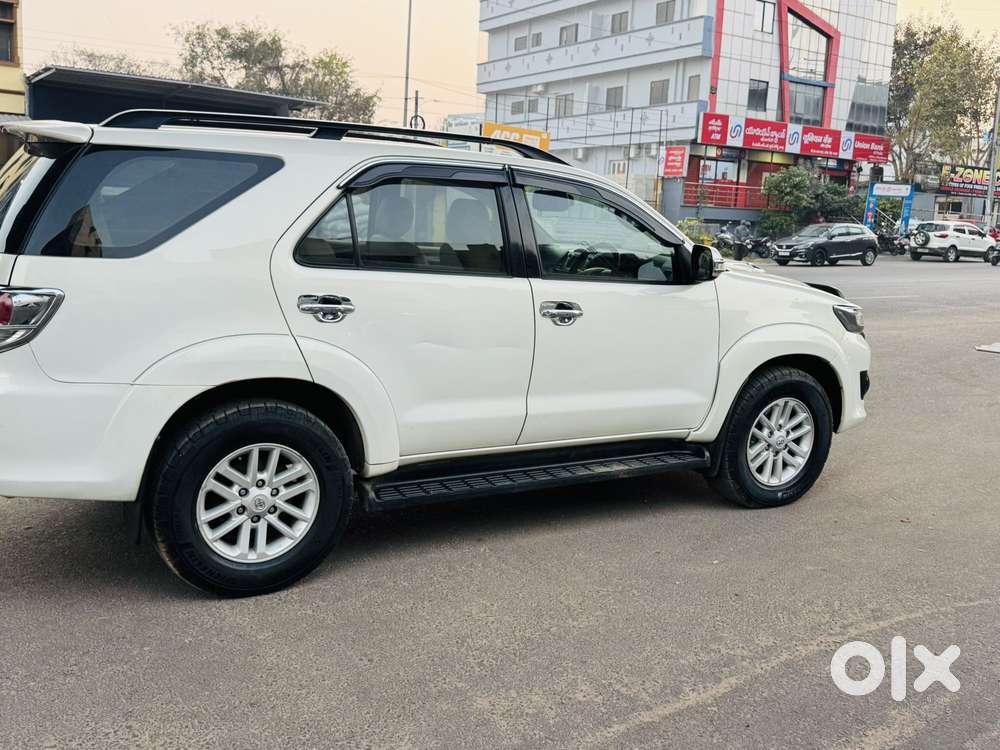 Toyota Fortuner 3.0 4x4 Manual, 2013, Diesel