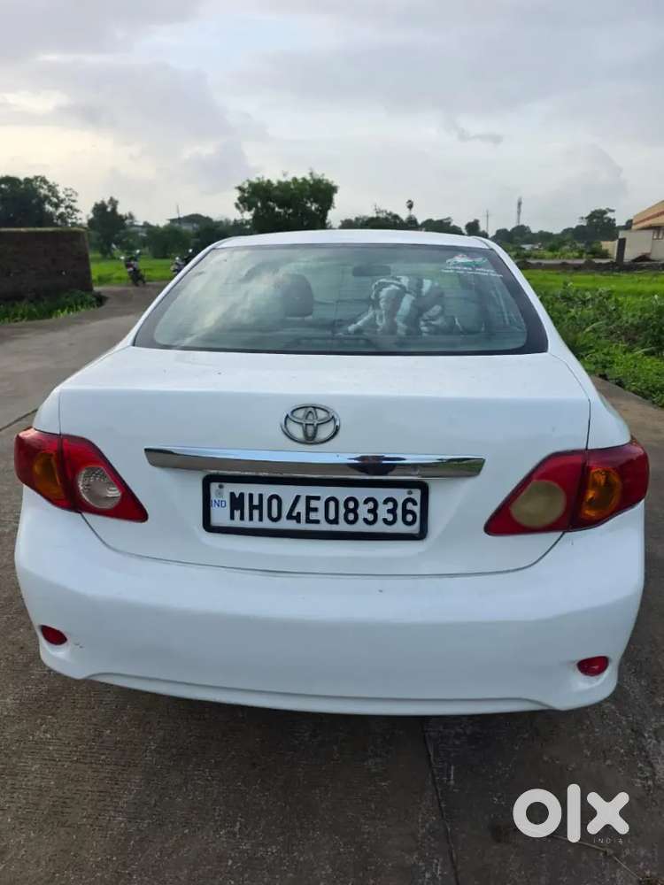 Toyota Corolla Altis 2011 3rd Owner