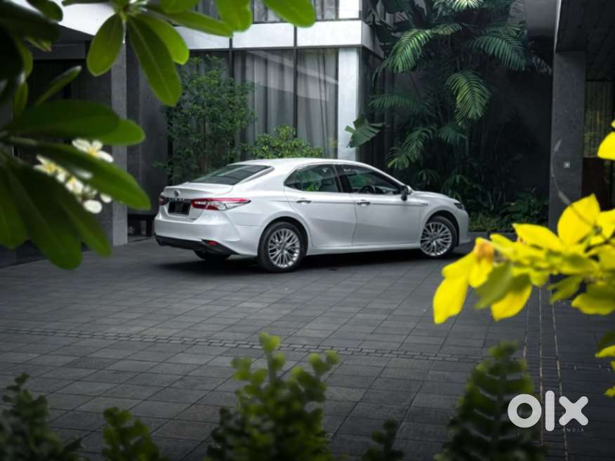 Toyota Camry Hybrid, 2021, Petrol