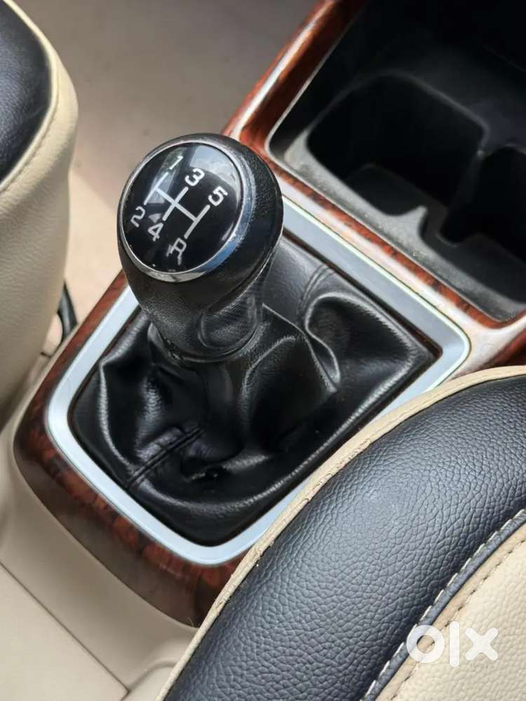 *maruti Suzuki Swift Vxi 2018 Petrol+cng.