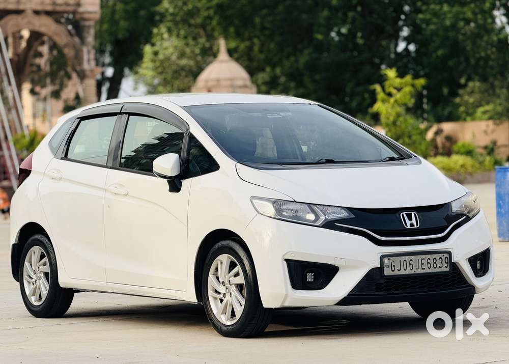 Honda Jazz V Automatic, 2015, Petrol