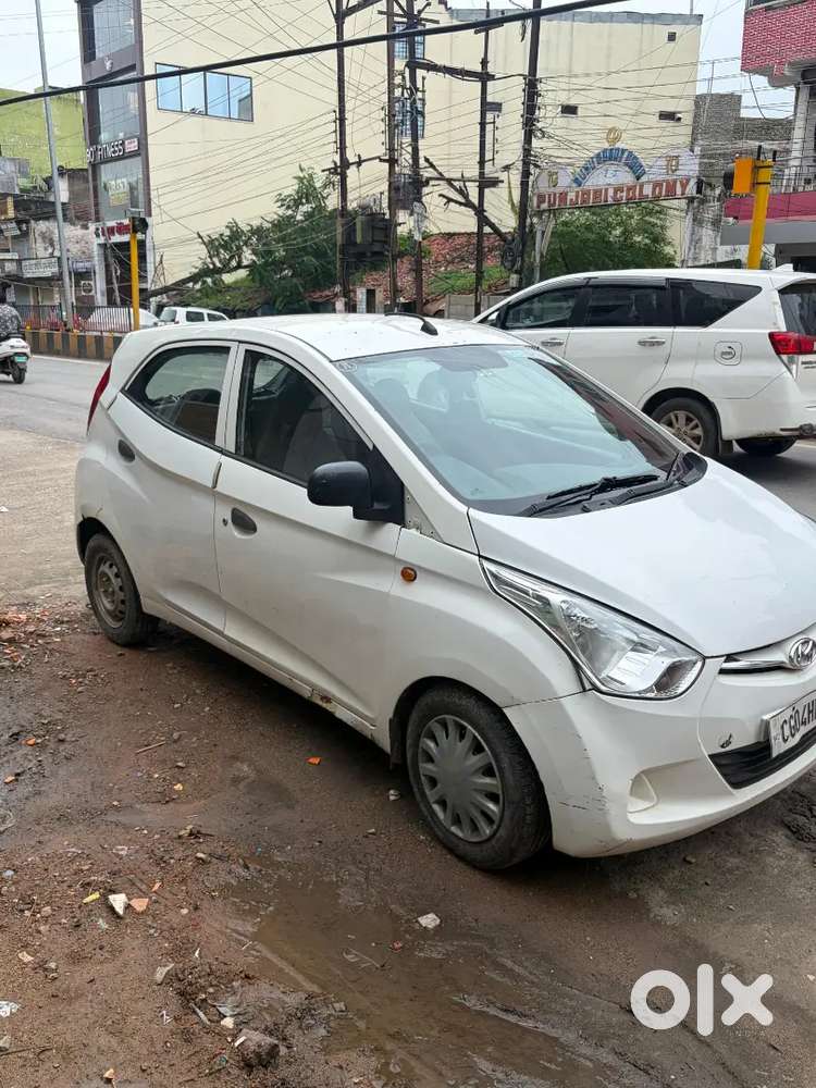 Hyundai Eon Era Plus 2012 Petrol