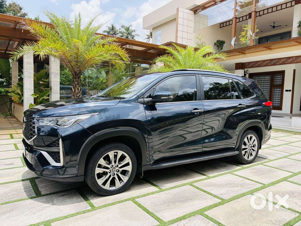 Toyota Innova Hycross 2.0 Zx (o) Hybrid 7 Str, 2023, Electric