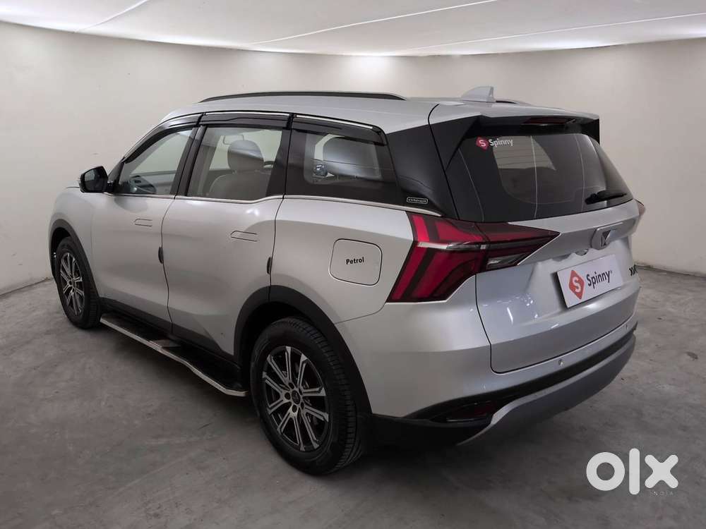 Mahindra Xuv700 2.0 Ax 7 Petrol At Luxury Pack Str, 2021, Petrol