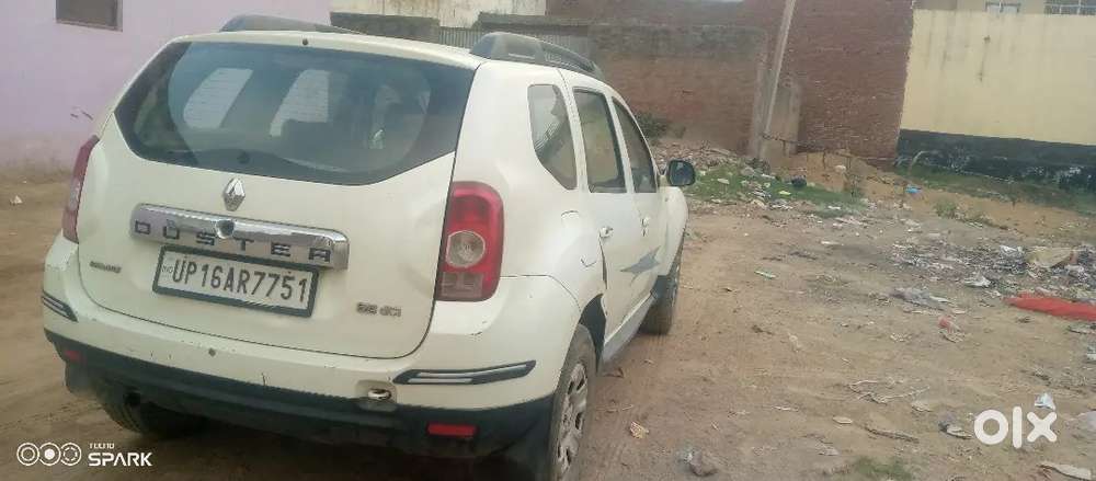 Renault Duster 2014 Diesel 90000 Km Driven