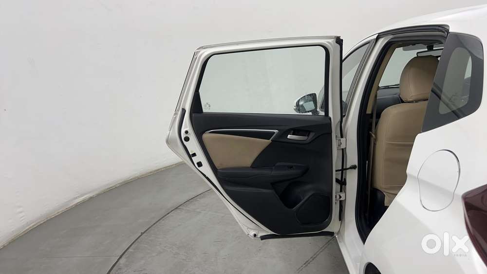 Honda Jazz V At I-vtec, 2015, Petrol