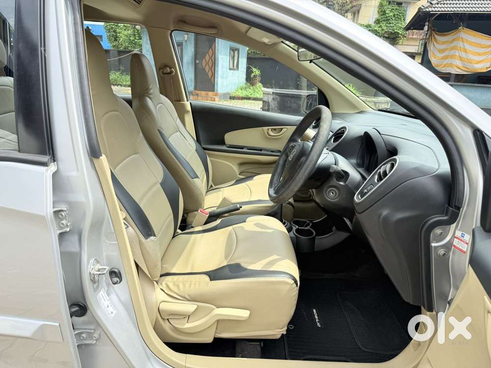 Honda Mobilio 1.5 V I-vtec, 2016, Petrol