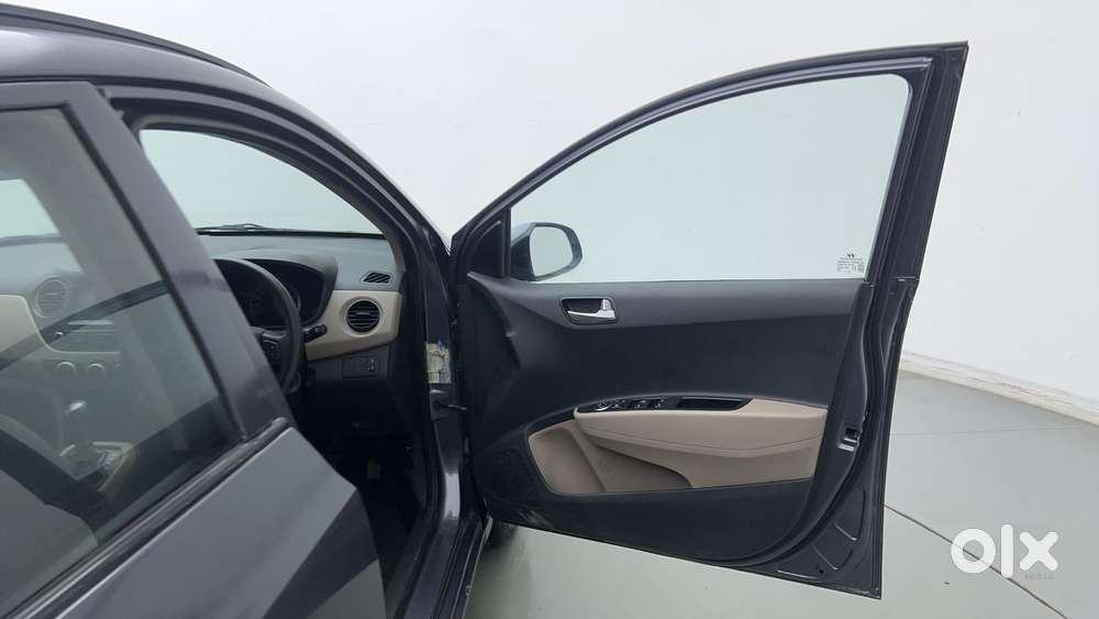 Hyundai Grand I10 [ ] 1.2 Kappa Vtvt Sportz At, 2018, Petrol