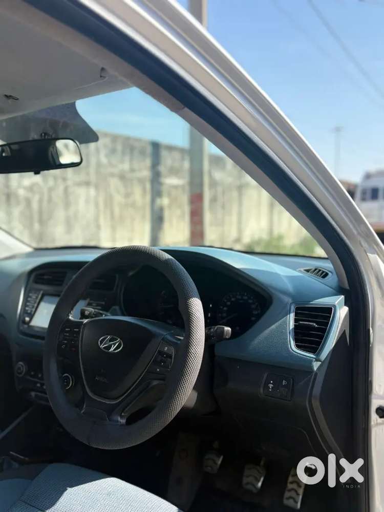 Hyundai I20 Active 2017 Petrol Well Maintained