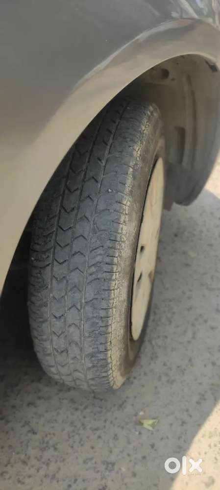 Less 37000 Kms Driven, Single Owner, 2013 Maruti Swift 1.2 Vxi