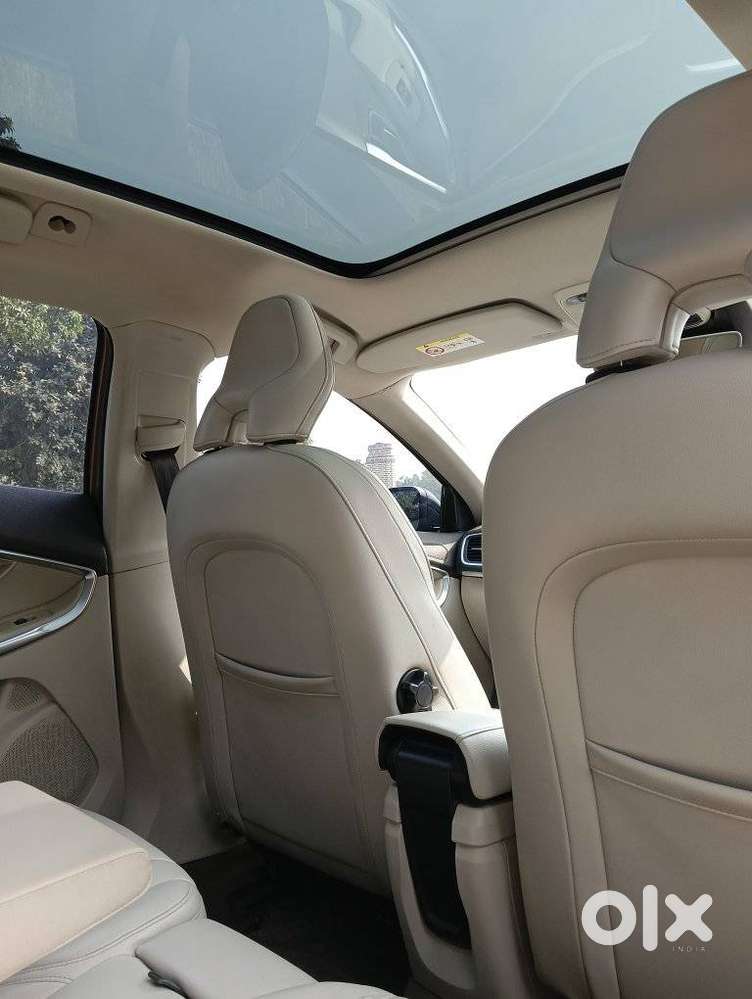 Volvo V40 Cross Country D3 Inscription, 2015, Diesel