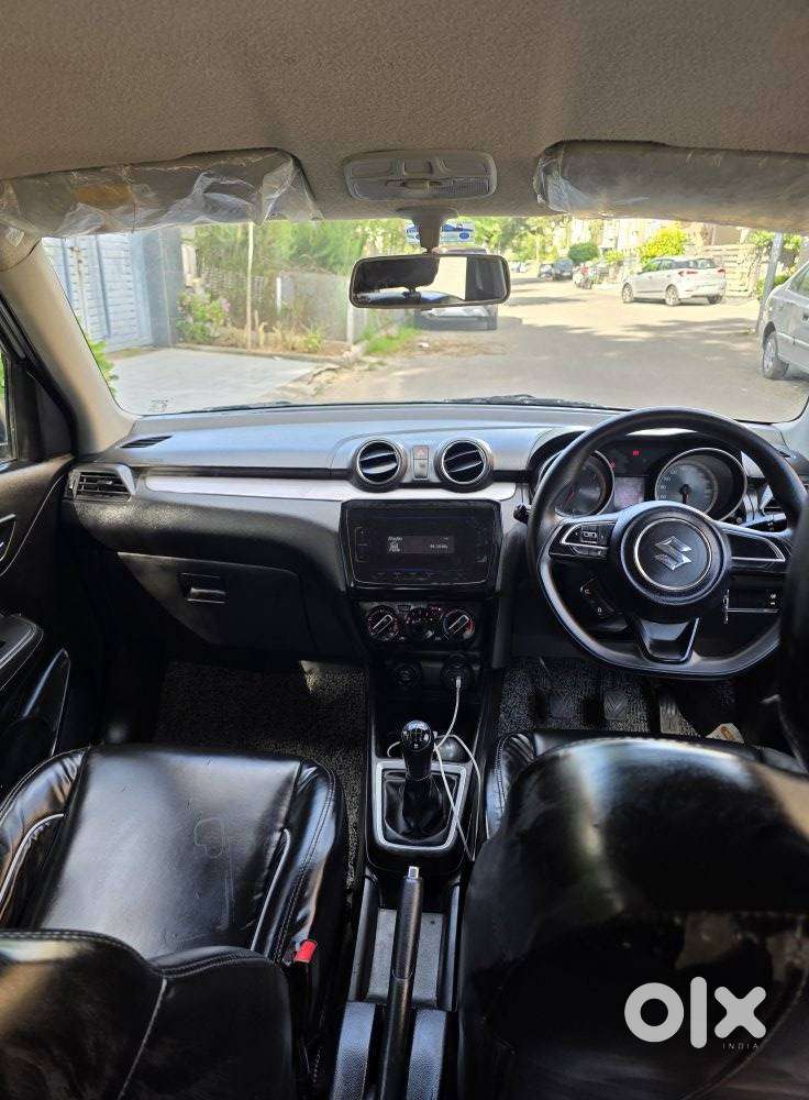 Maruti Suzuki Swift Vxi + Manual, 2023, Petrol