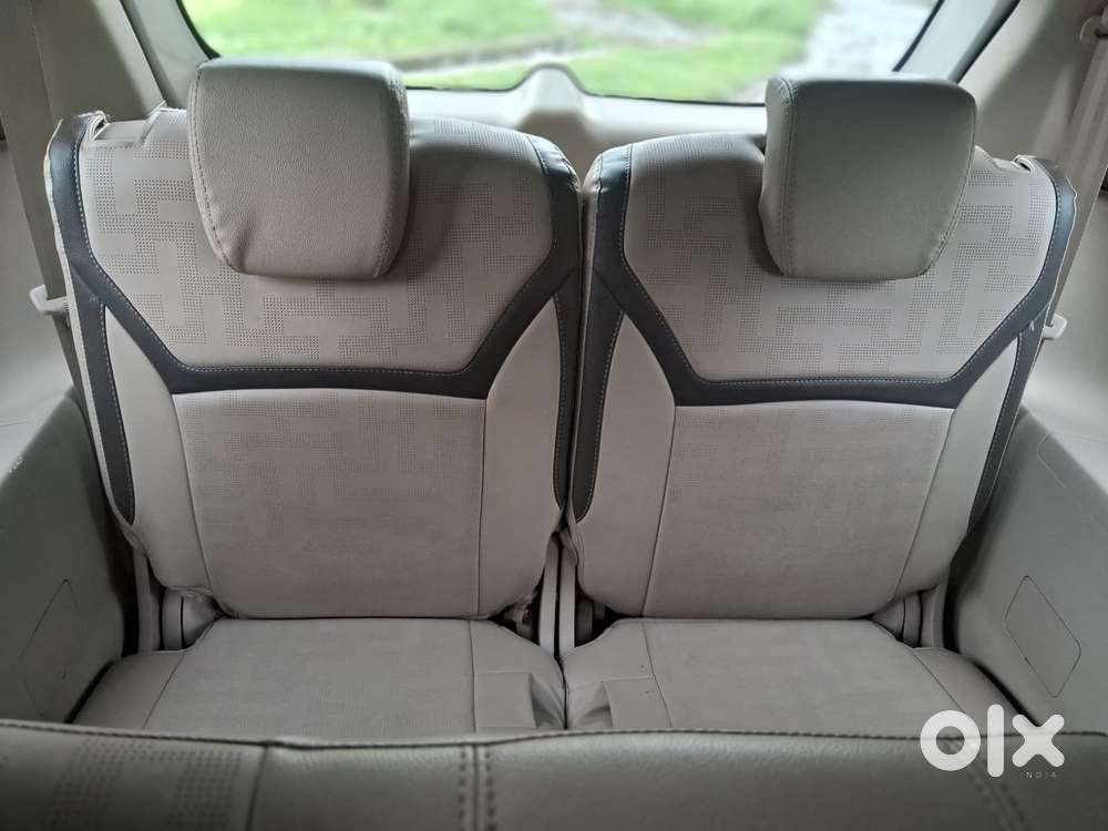Maruti Suzuki Ertiga 1.5 Vxi, 2022, Petrol