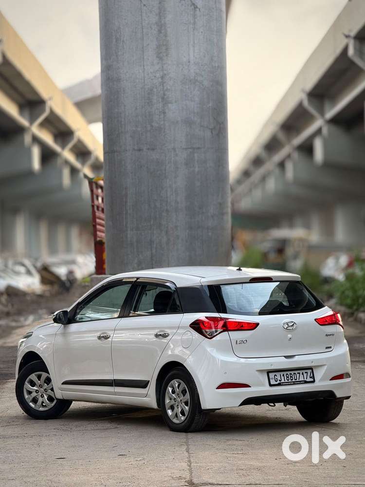 Hyundai I20 Sportz 1.2, 2015, Cng & Hybrids