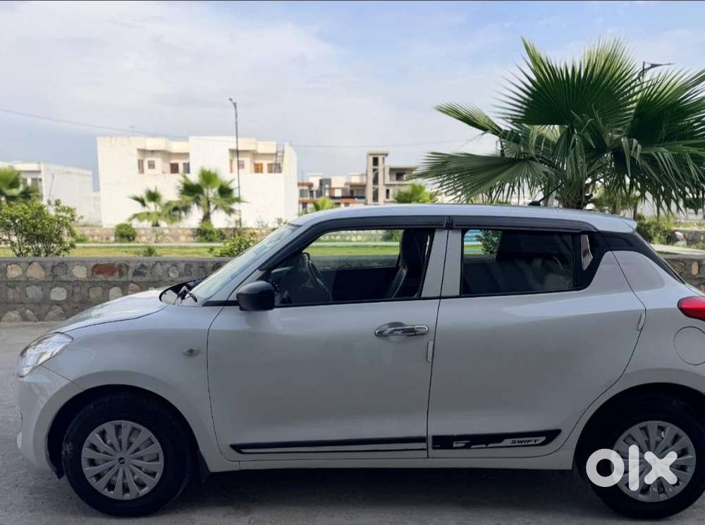 Maruti Suzuki Swift Lxi Optional-o, 2019, Petrol