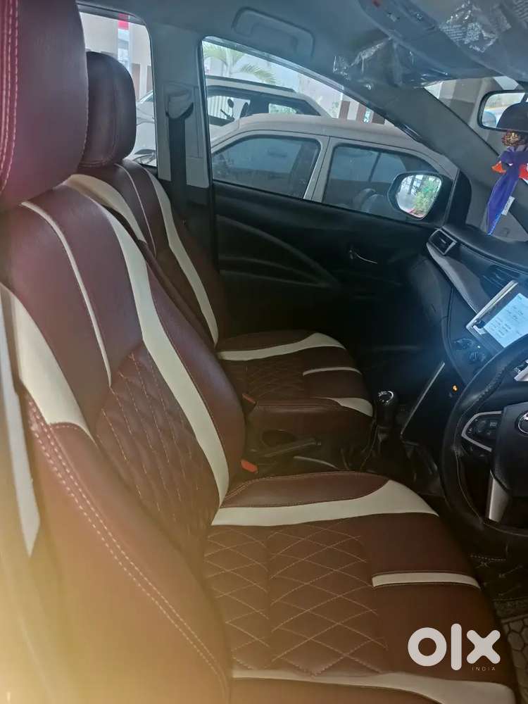 Toyota Innova Crysta 2025 Oct Urgent Sale