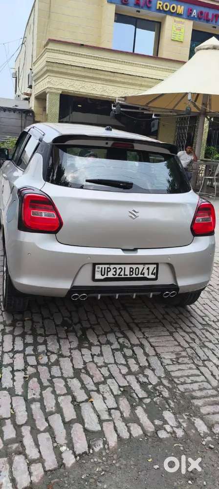 Injen Ke Pass Halki Si Lag Gyi Thi