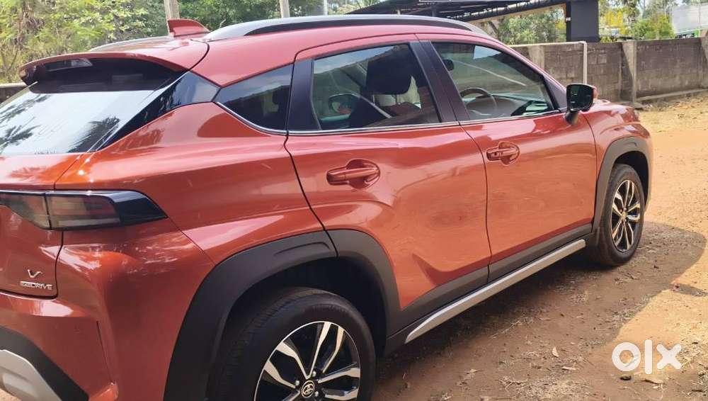 Toyota Urban Cruiser Taisor V 1.0 Petrol At, 2024, Petrol