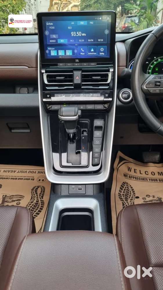 Toyota Innova Hycross 2.0 Zx (o) Hybrid 7 Str, 2023, Petrol