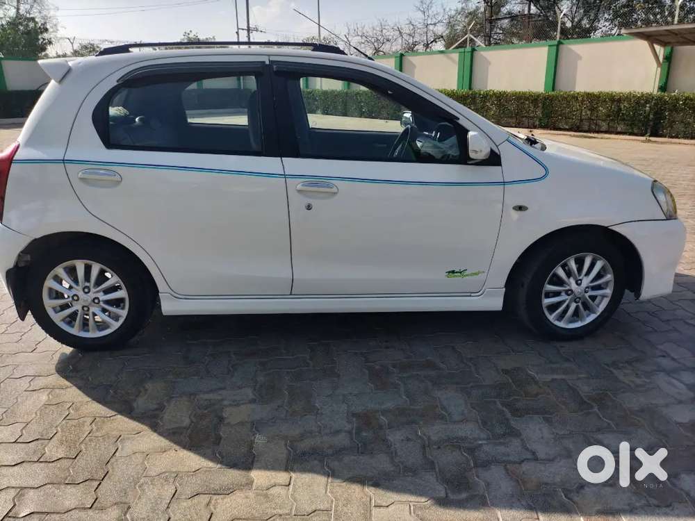 Toyota Etios Liva 2011