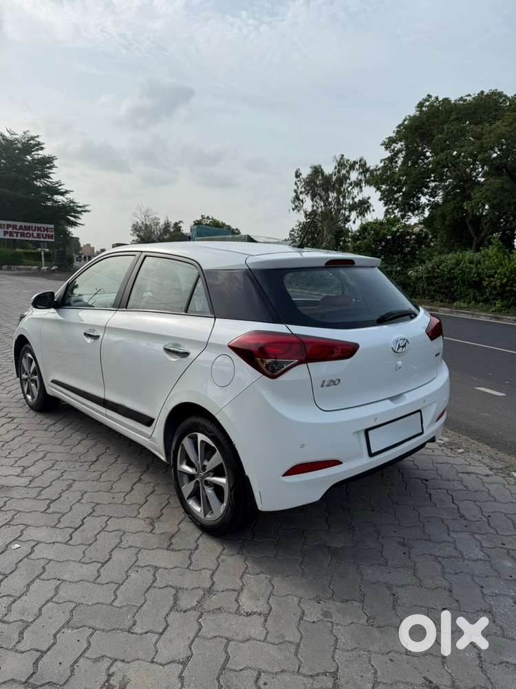 Hyundai I20 2018 Petrol 33000 Km Driven
