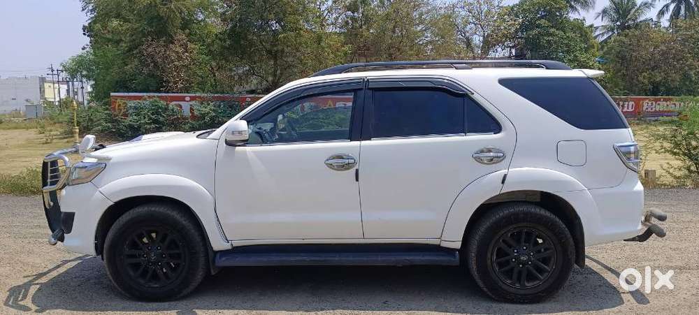 Toyota Fortuner, 2013, Diesel