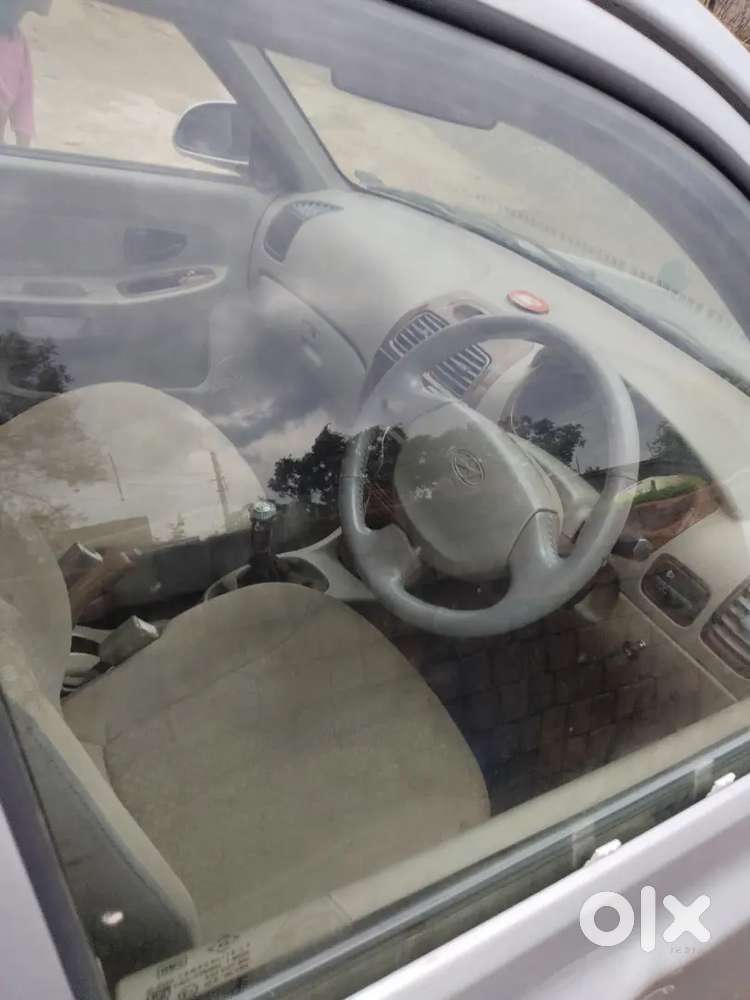 Hyundai Accent Gl Petrol 2012