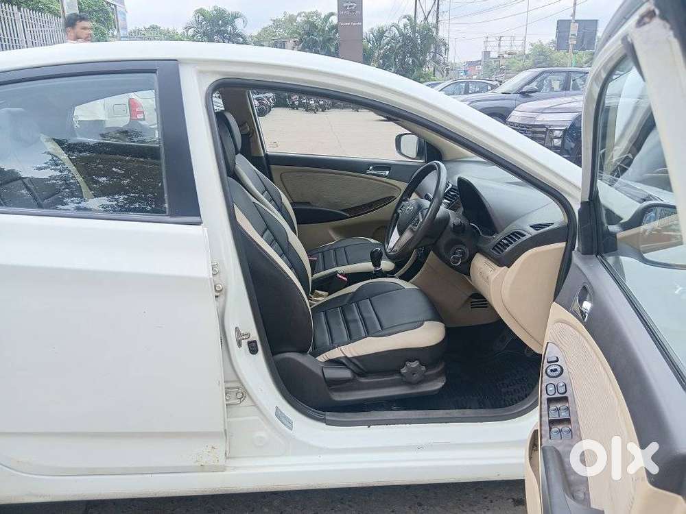 Hyundai Fluidic Verna 1.6 Vtvt Sx, 2012, Petrol