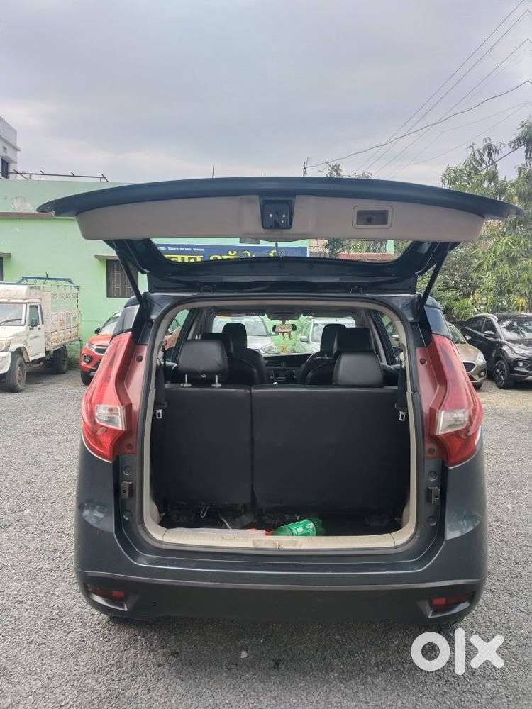 Mahindra Marazzo M6 8str, 2018, Diesel