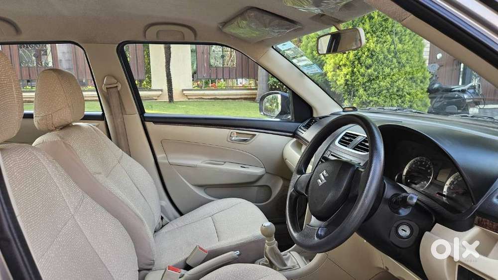 Maruti Suzuki Swift Dzire 1.2 Vxi Bsiv, 2014, Petrol