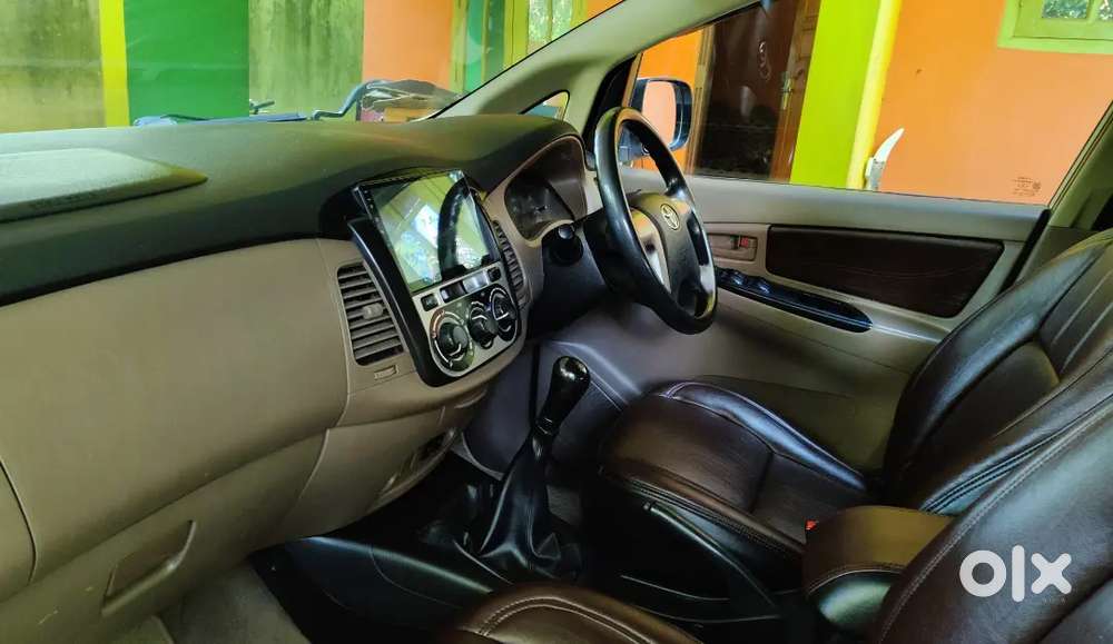 Toyota Innova 2.5 G 2015