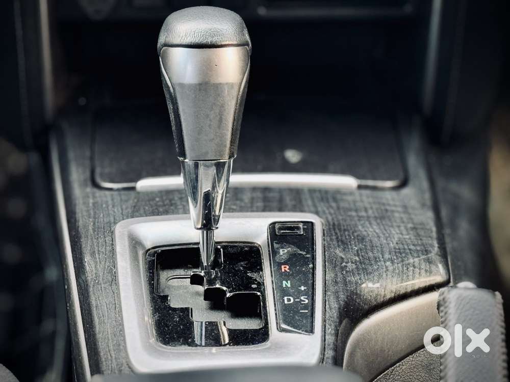 Toyota Fortuner 4x2 At 2.7 Petrol, 2022, Petrol