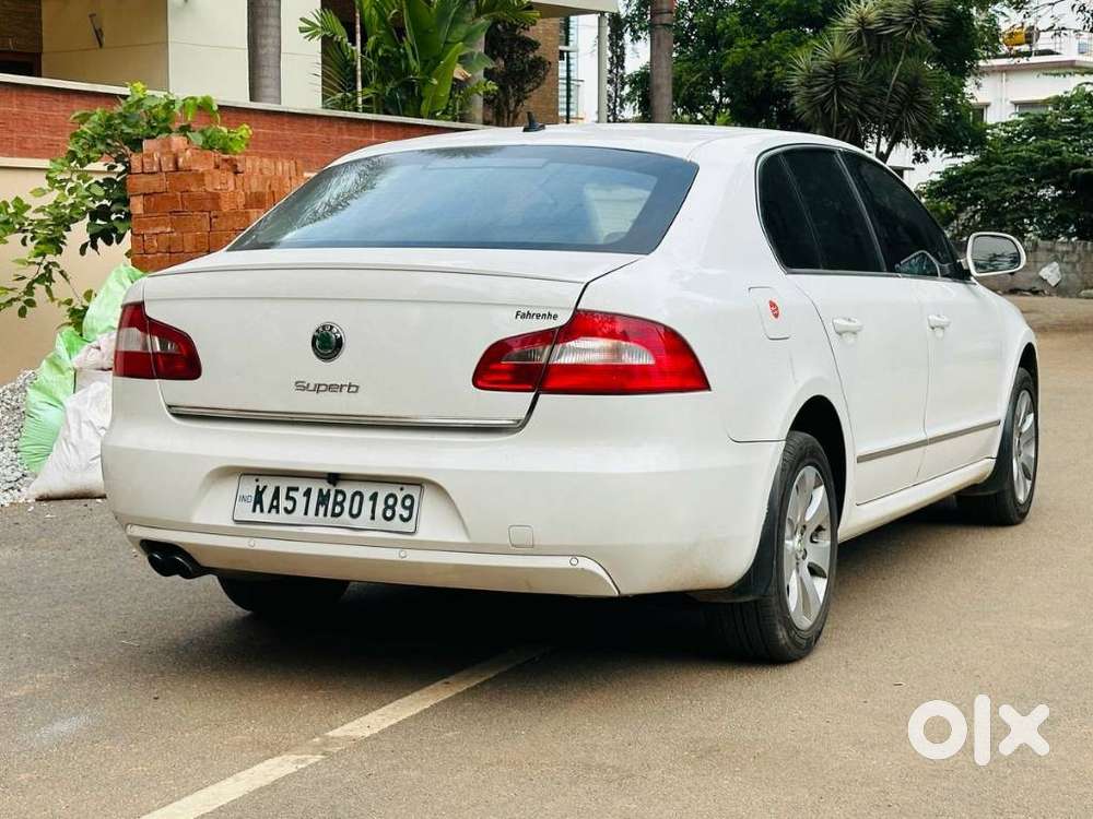 Skoda Superb 2008-2013 Elegance 1.8 Tsi At, 2010, Petrol